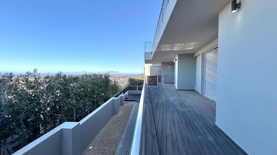 5 Bedroom Property for Sale in Dennegeur Western Cape